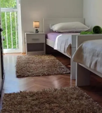 Apartment Snow White *