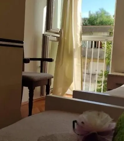 Snow White Apartment *